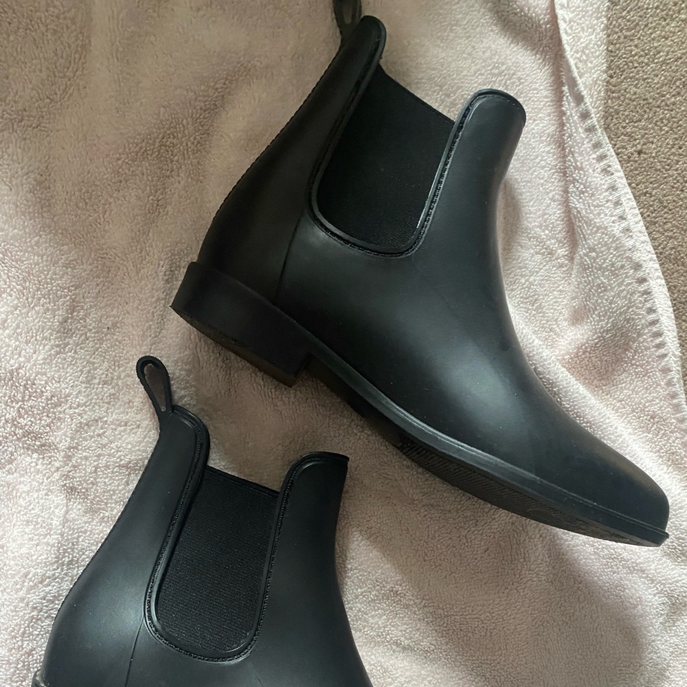 black ankle boots